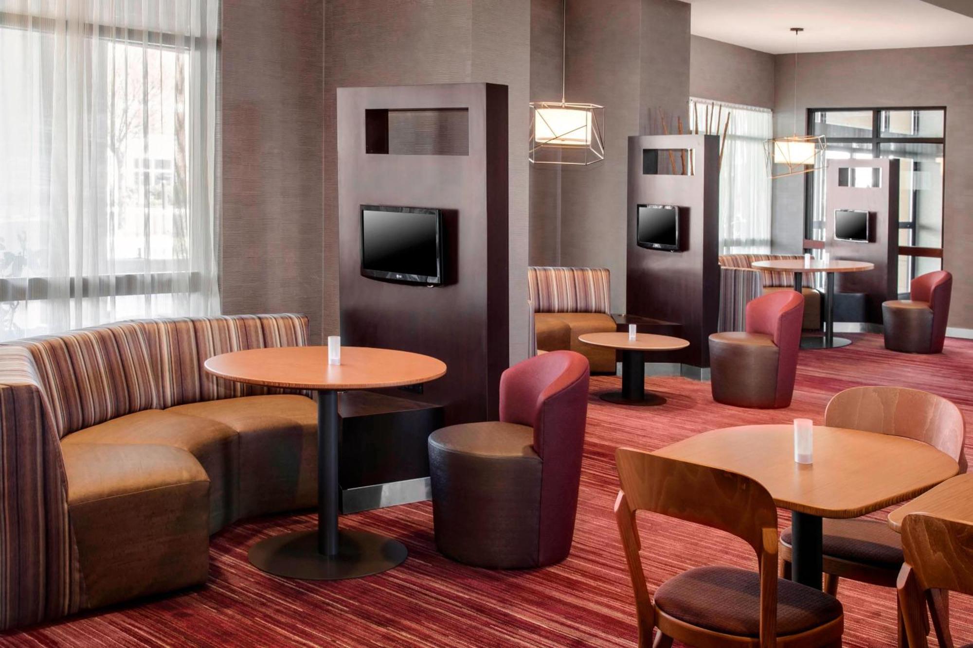 Courtyard By Marriott Newark Elizabeth Hotel Ngoại thất bức ảnh