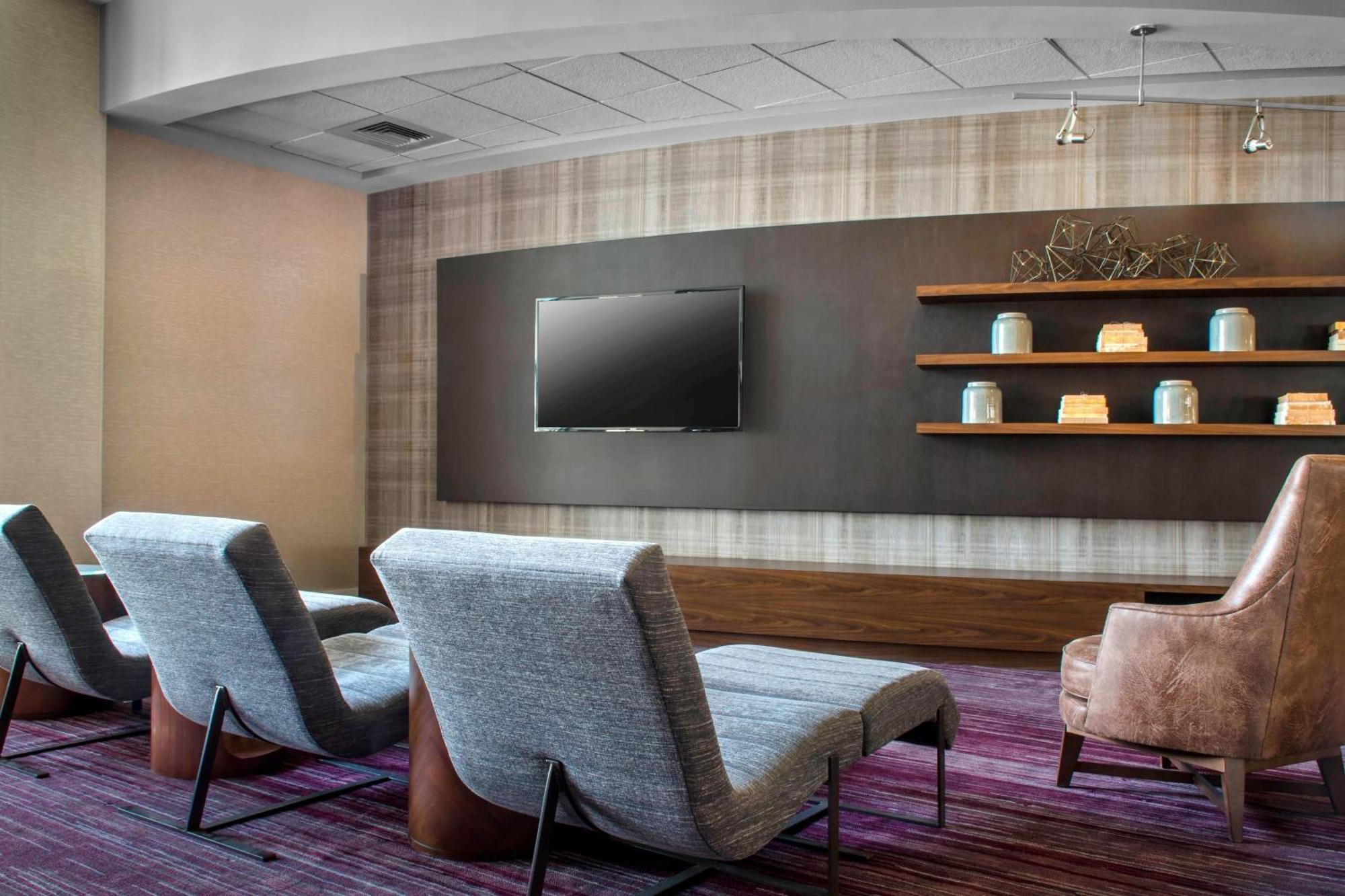 Courtyard By Marriott Newark Elizabeth Hotel Ngoại thất bức ảnh