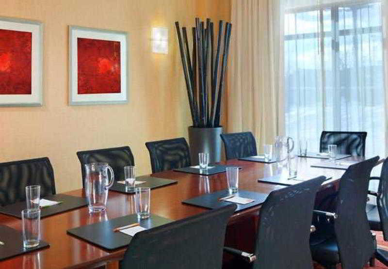 Courtyard By Marriott Newark Elizabeth Hotel Ngoại thất bức ảnh